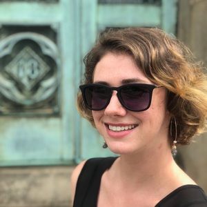 Meet your Posher, Amanda